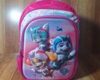 MOCHILA INFANTIL REFORÇADA PERSONAGENS EM 3D (A43X L39)