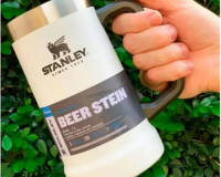 * CANECA TÉRMICA STANLEY 710 ML – BRANCA E PRETA