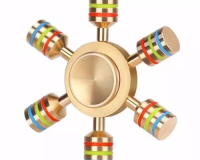 * BRINQUEDO HAND SPINNER FERRO DOURADO HEXAGONAL